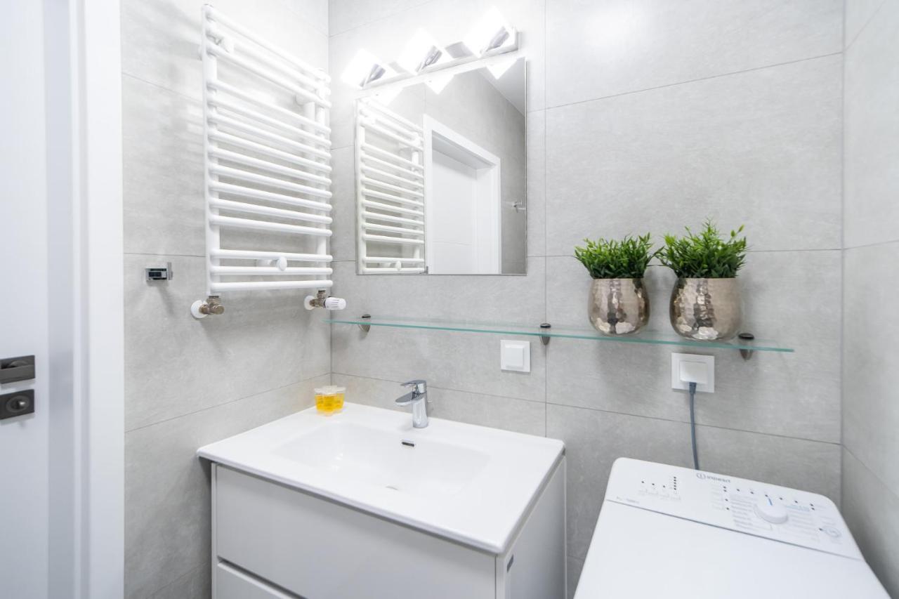 Green Sea Apartamenty Kasprowicza Колобжег Екстериор снимка